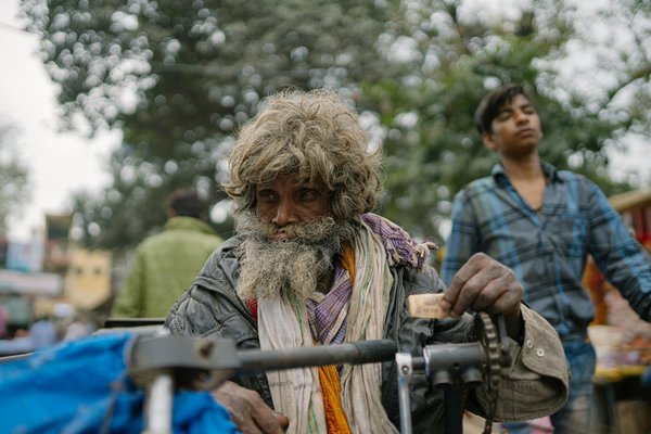 Lancez votre service de pet-sitting à domicile avec succès : astuces indispensables et stratégies victorieuses